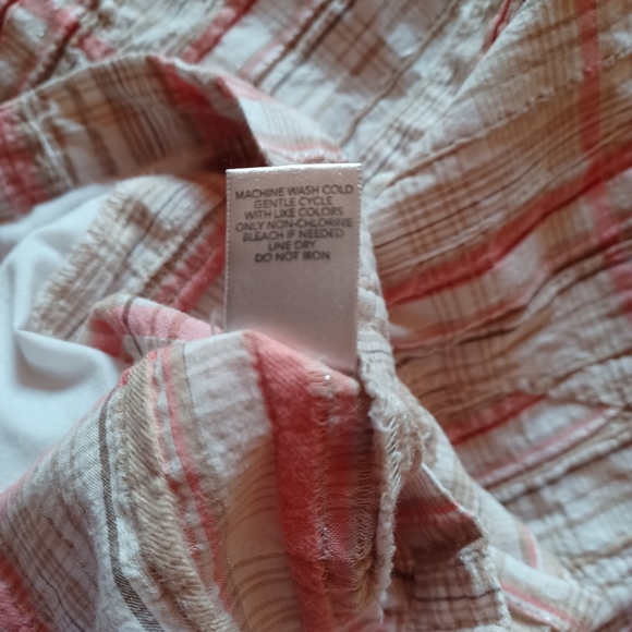 Christopher & Banks XL pink and tan plaid button-up short sleeve shirt - Picture 8 of 8